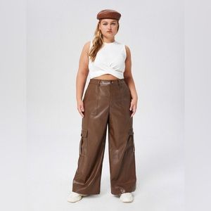 Cider Solid Faux Leather Cargo Pants in Brown